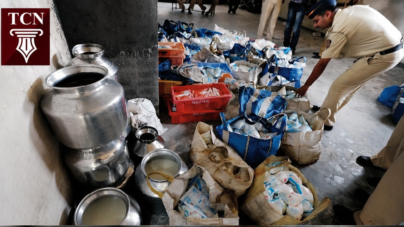 सेहत से खिलवाड़, महाराष्ट्र में डिटर्जेंट पाउडर से बना 2.3 करोड़ लीटर मिलावटी दूध बाजार में बेचा