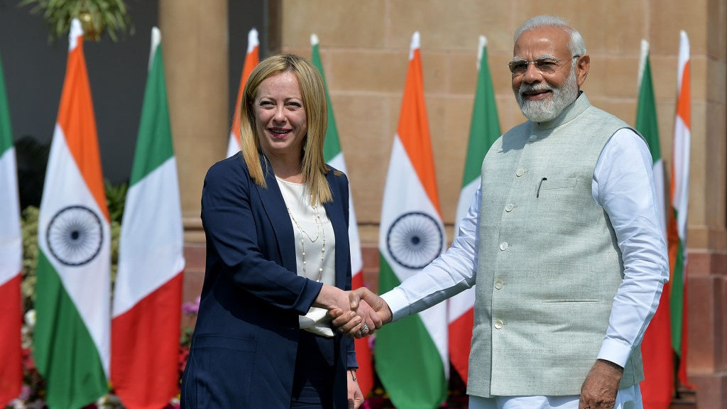 पीएम मोदी की विदेश यात्राओं पर होने वाला खर्च पांच गुना बढ़ा: विदेश मंत्रालय